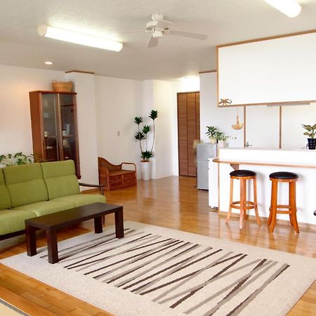 Rental Villa Luana Waioli Tomigusuku Eksteriør bilde