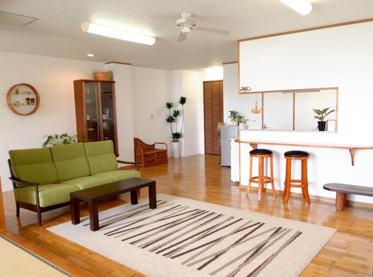 Rental Villa Luana Waioli Tomigusuku Eksteriør bilde