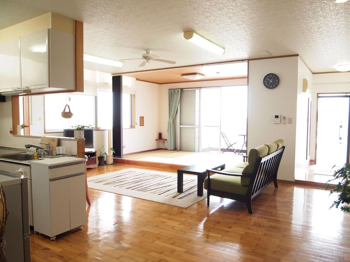 Rental Villa Luana Waioli Tomigusuku Eksteriør bilde